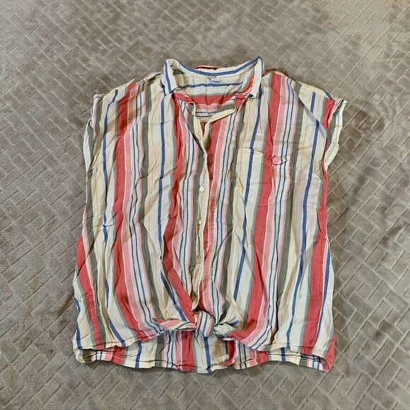 Old Navy Tops - Old Navy Women S Shirt Blouse Casual Button Up Short Sleeve Colorful Lightweight